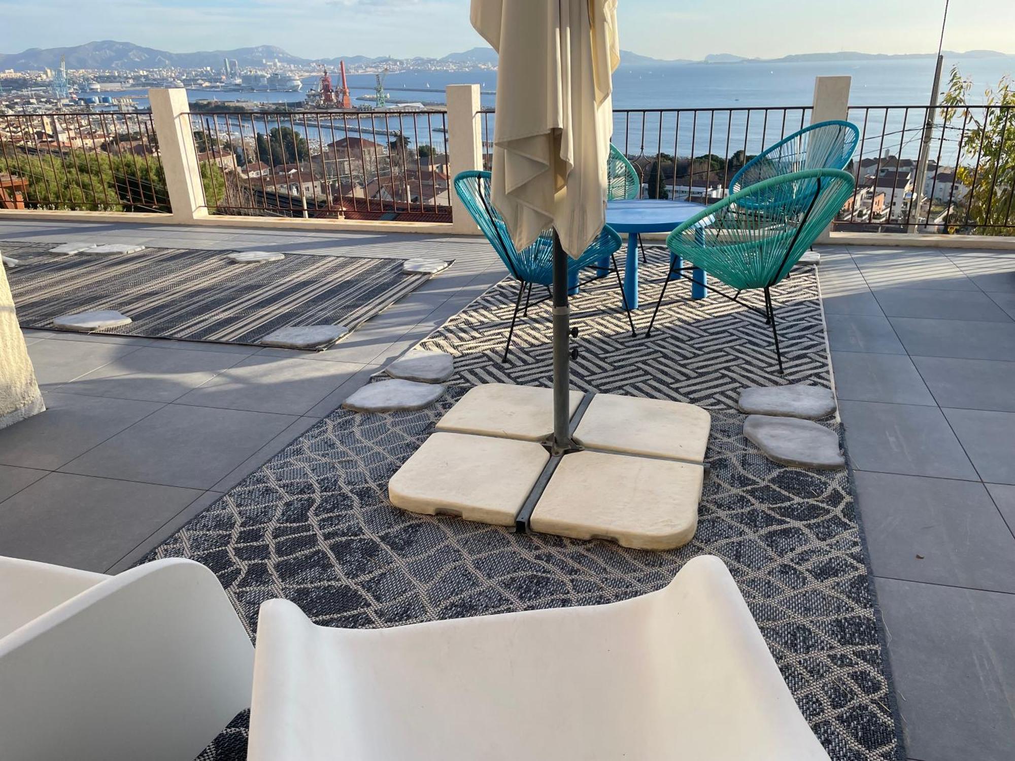 Superbe Terrasse Avec Vue Panoramique Sur La Mer Марсель Экстерьер фото