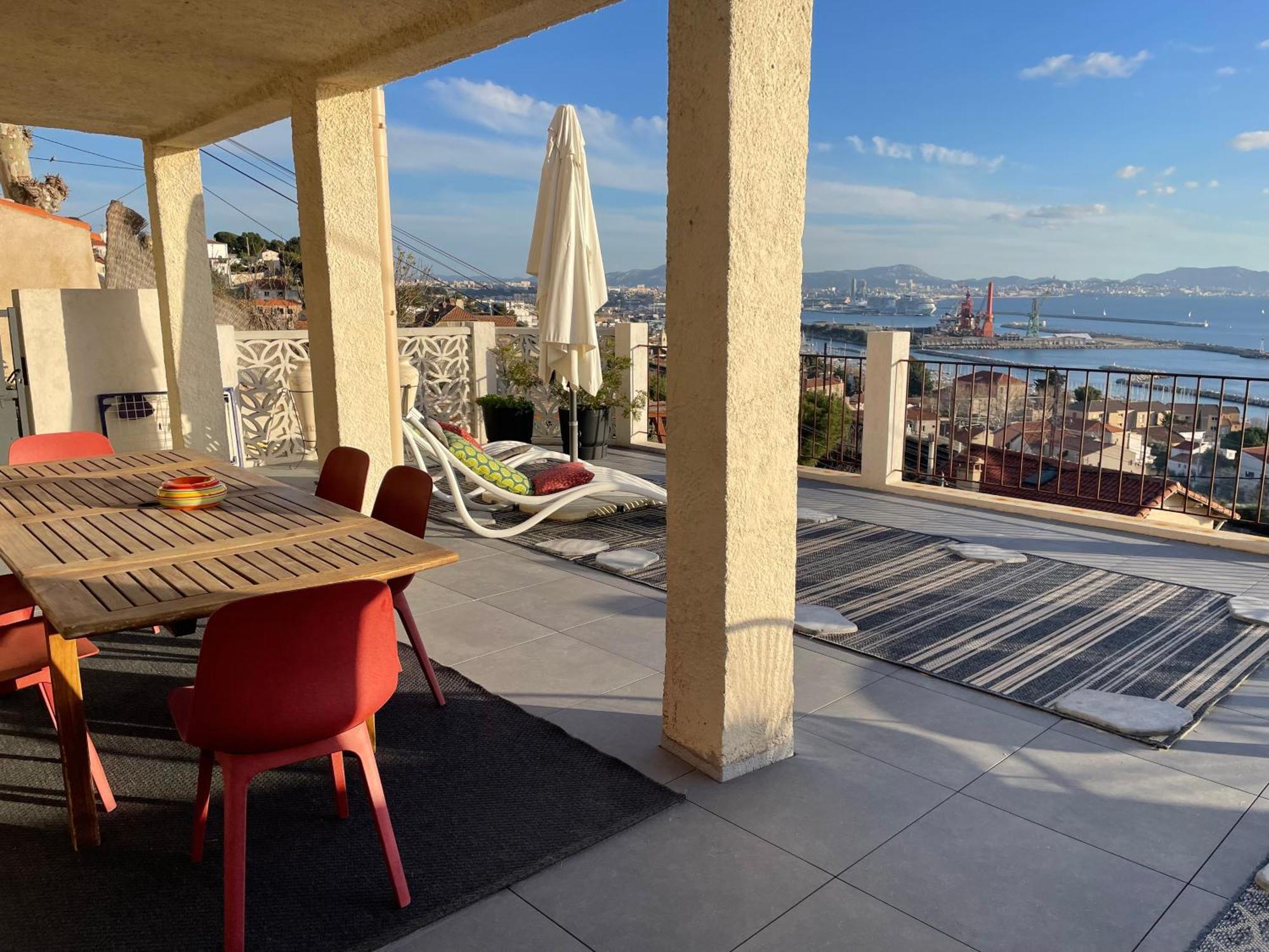 Superbe Terrasse Avec Vue Panoramique Sur La Mer Марсель Экстерьер фото