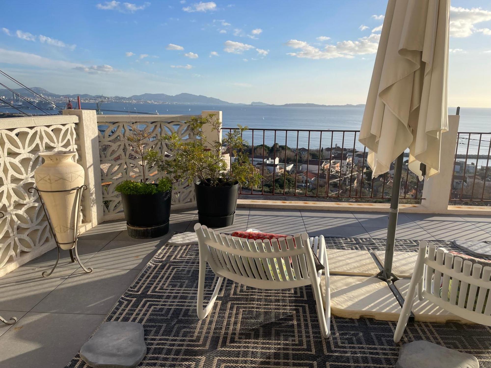 Superbe Terrasse Avec Vue Panoramique Sur La Mer Марсель Экстерьер фото