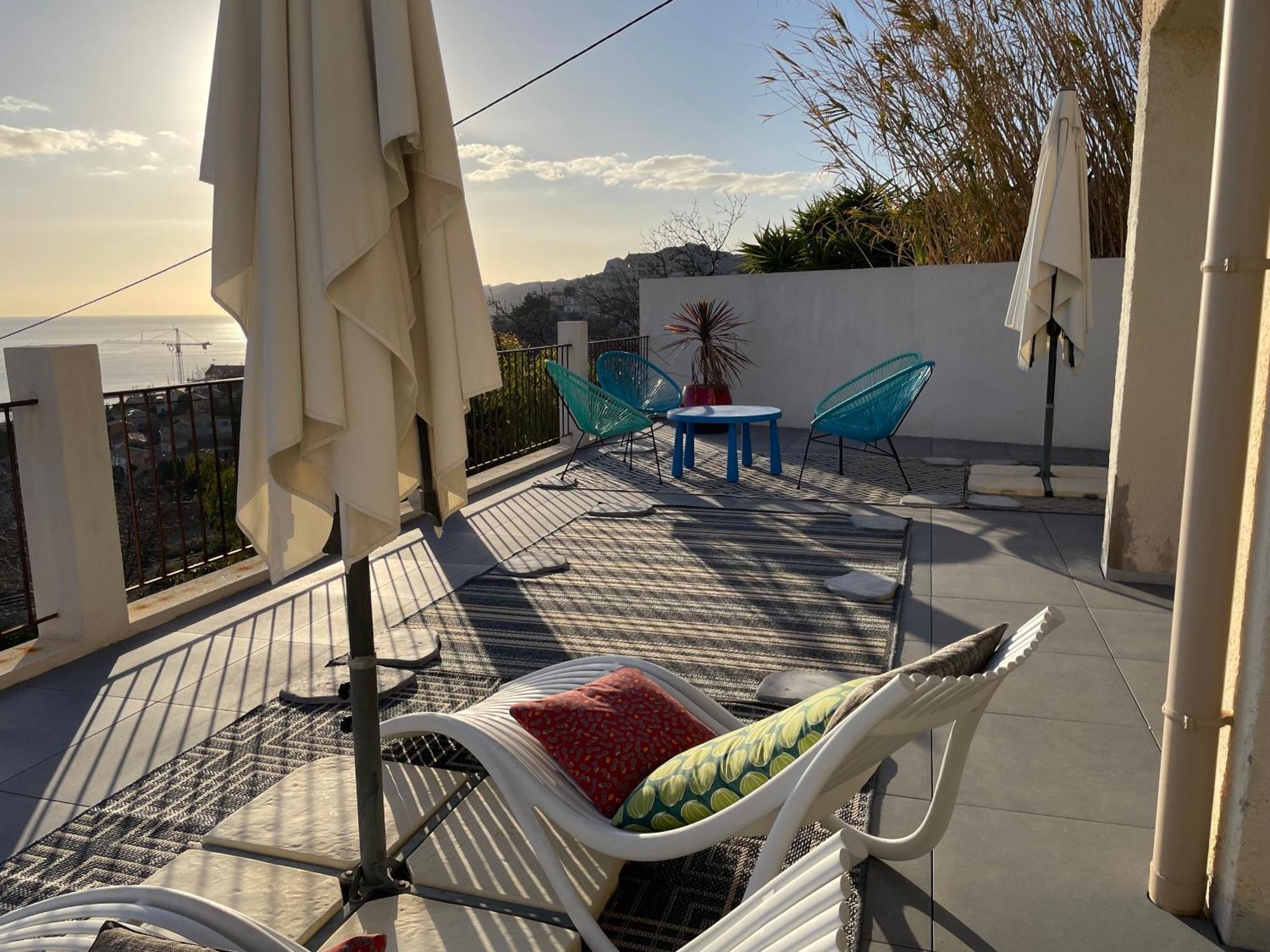 Superbe Terrasse Avec Vue Panoramique Sur La Mer Марсель Экстерьер фото