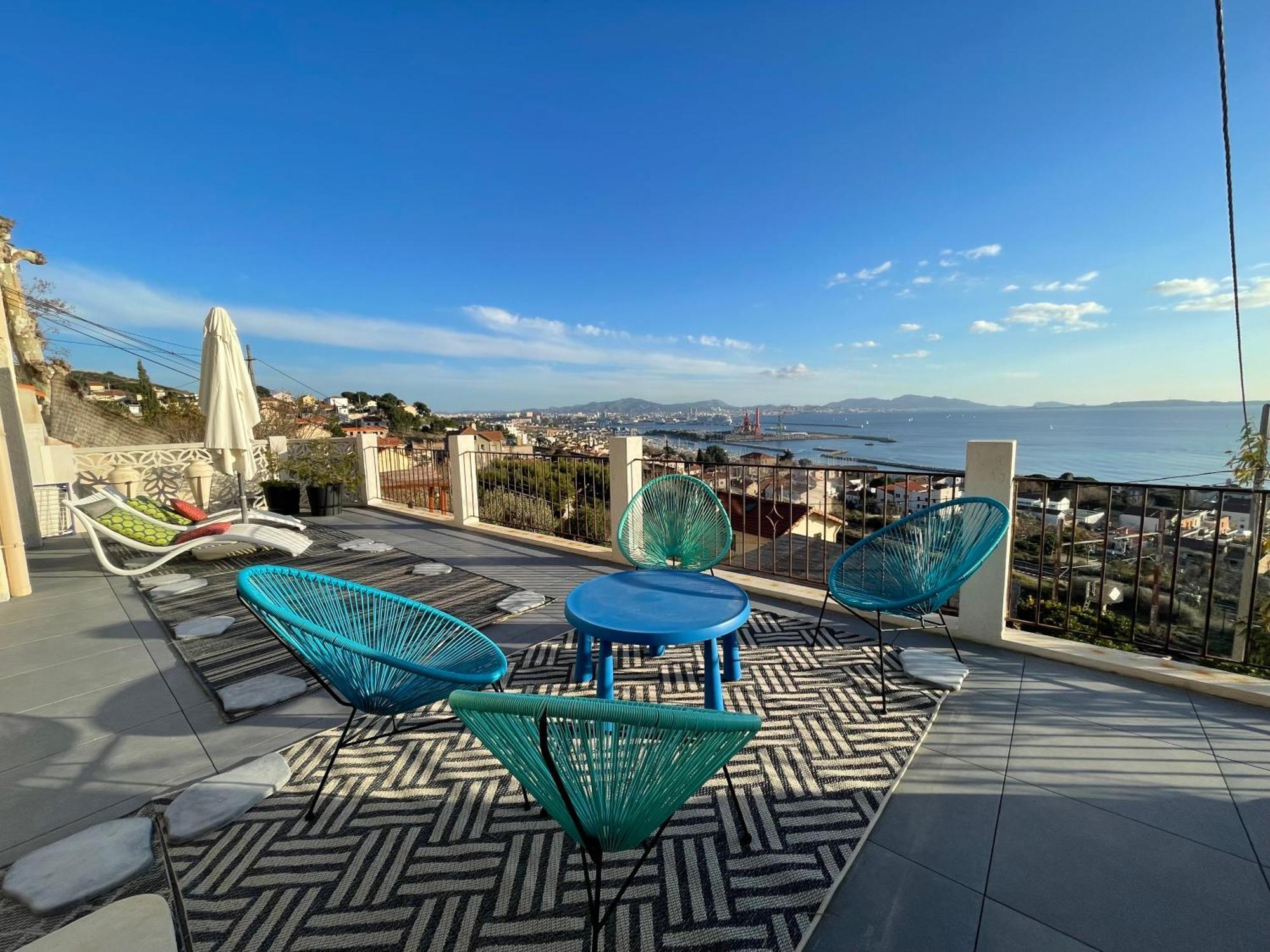 Superbe Terrasse Avec Vue Panoramique Sur La Mer Марсель Экстерьер фото