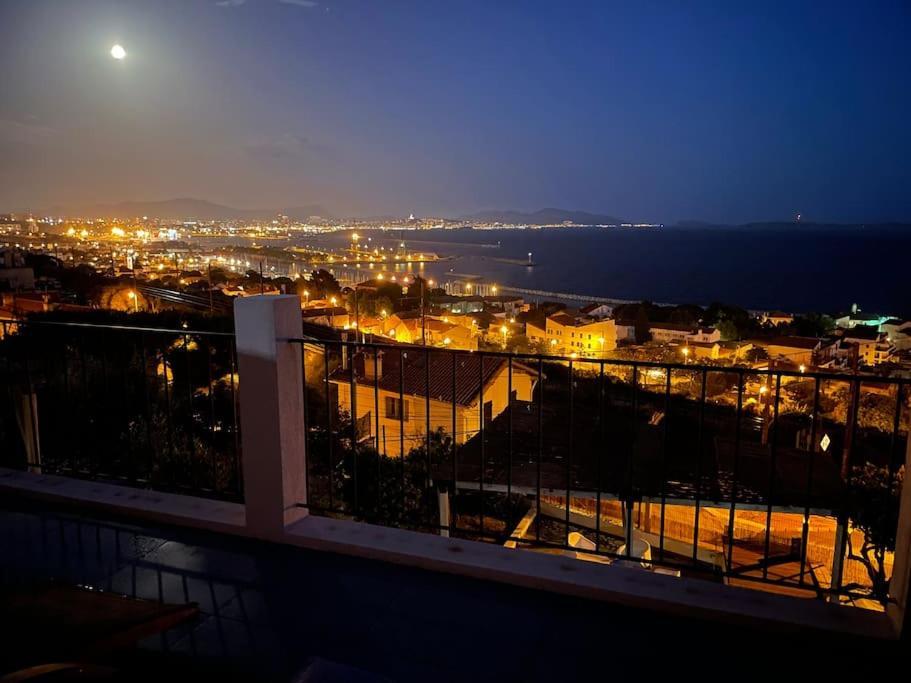 Superbe Terrasse Avec Vue Panoramique Sur La Mer Марсель Экстерьер фото